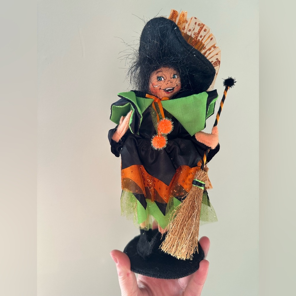 NWT 2012 Annalee Halloween Witch
